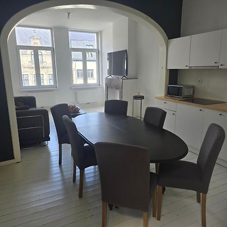 Bnb Hotel Suikernest Anvers Exterior foto