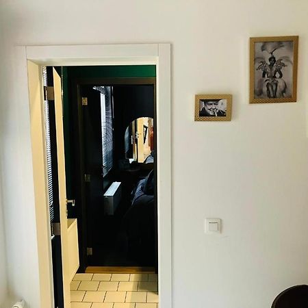 Bnb Hotel Suikernest Anvers Exterior foto