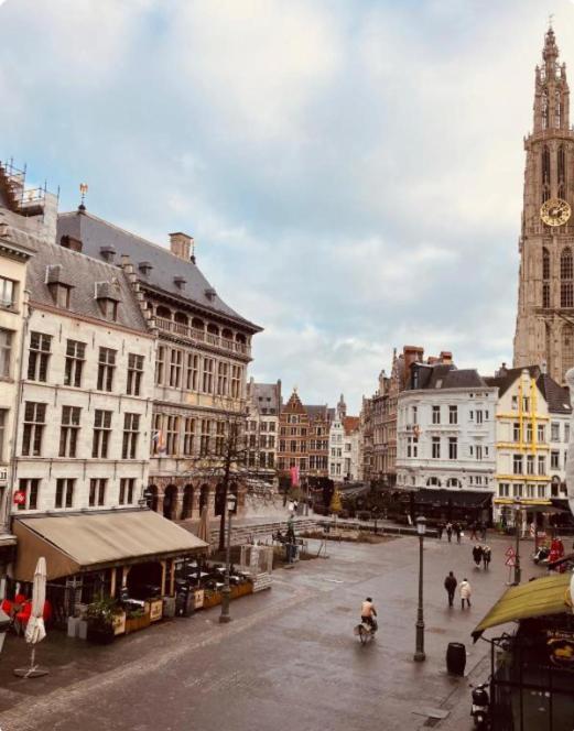 Bnb Hotel Suikernest Anvers Exterior foto