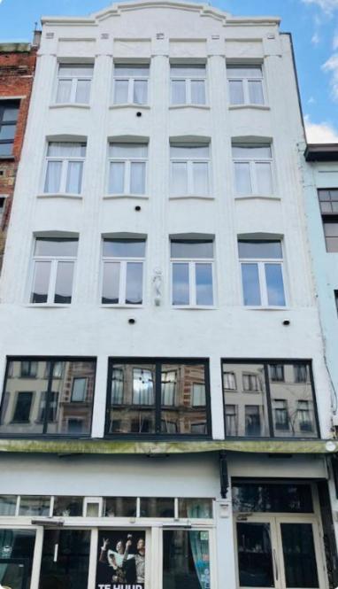 Bnb Hotel Suikernest Anvers Exterior foto