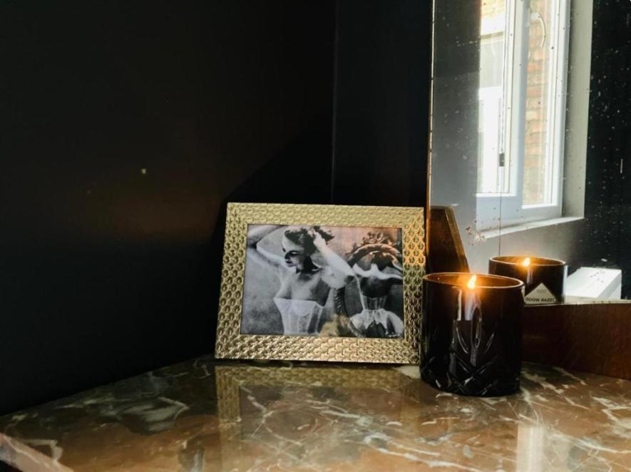 Bnb Hotel Suikernest Anvers Exterior foto