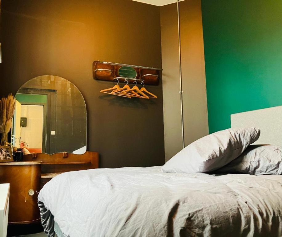 Bnb Hotel Suikernest Anvers Exterior foto